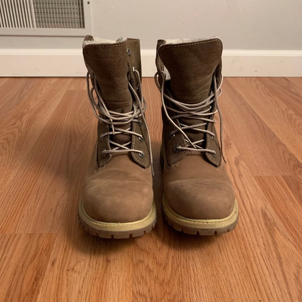 Timberland Teddy Fleece Fold-Down Boots Size 6.5